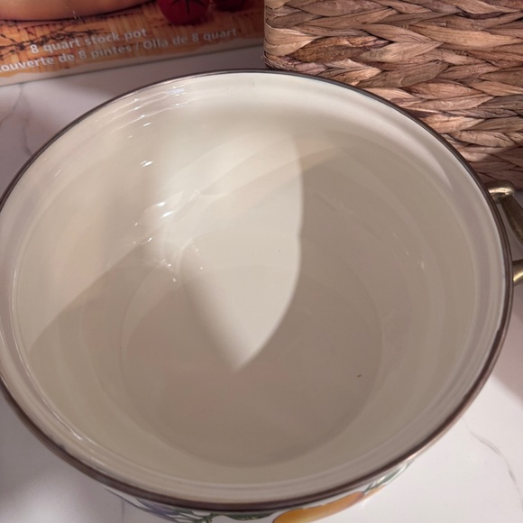 Floral Cookware Set - Cream with Multicolor Design - Picture 4 of 11